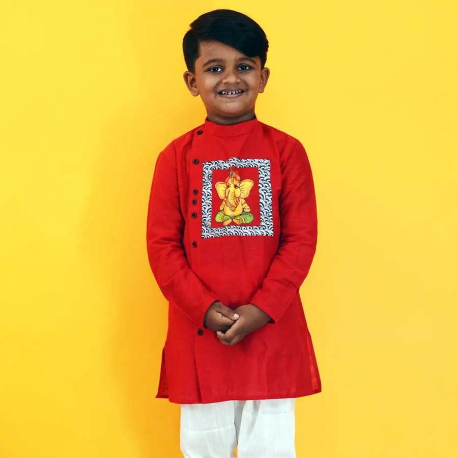 Bal Ganesha - Our tiny tots ever favourite 'little tusker' hand painted on their favourite kurta. With a unique colour combination and ethnic look, this kurta is a perfect pick for your little dude.