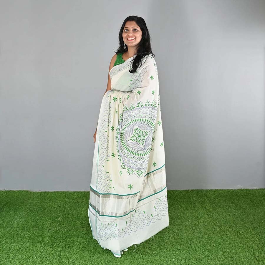 Kasavu Saree With Kantha Embroidery
